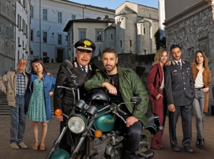 Foto del cast di Don Matteo 14