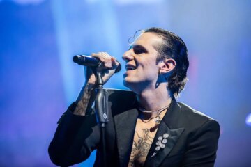 Per Achille Lauro 8 nuovi concerti negli stadi nel 2027