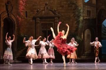 Nuovo riconoscimento per il Corpo di ballo del Teatro Massimo di Palermo, premiata Martina Pasinotti