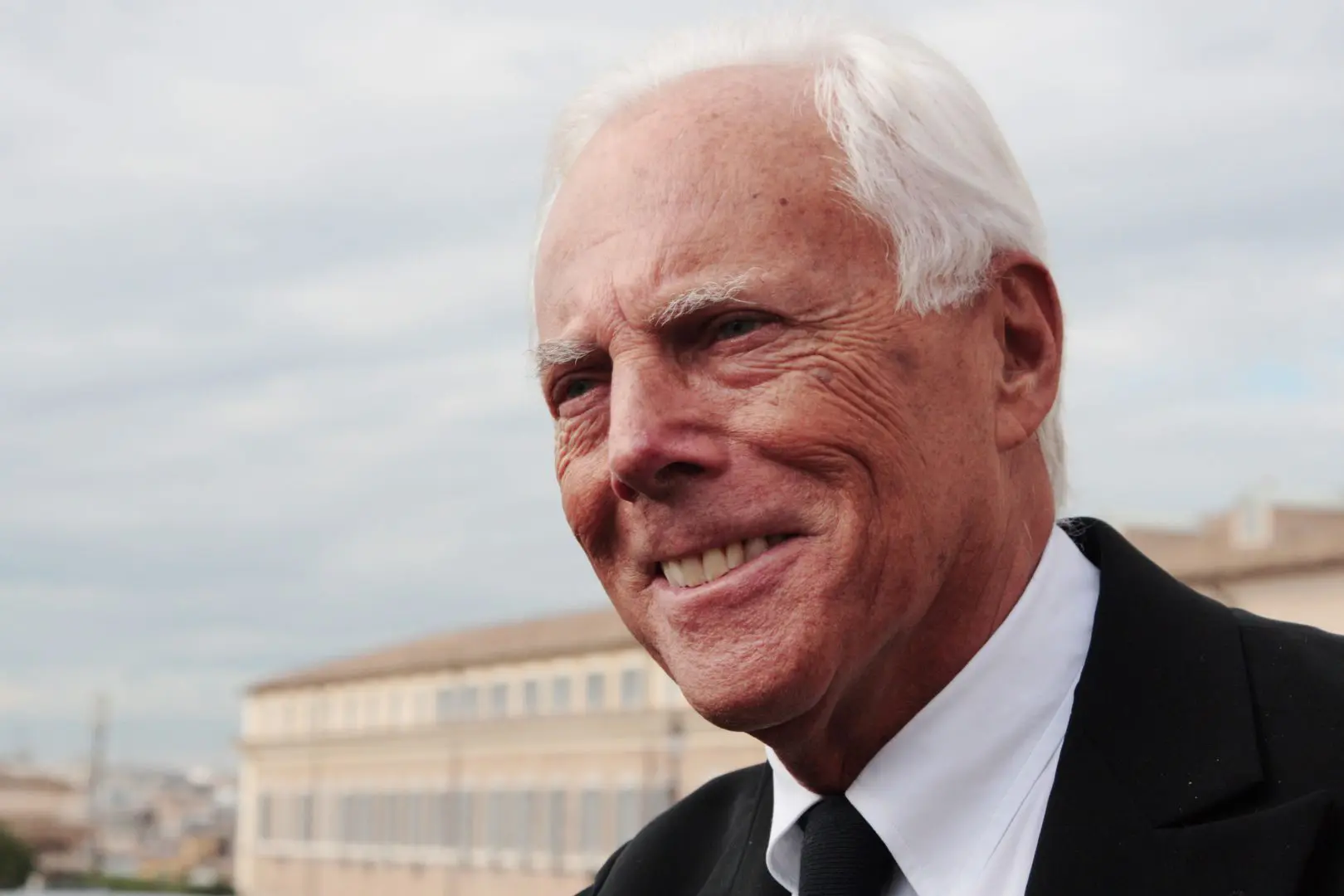 Un anno senza Armani, gli omaggi a “Re Giorgio”